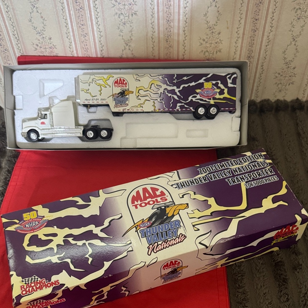 MAC TOOLS 2001 LIMITED EDITION Thunder Valley Nationals TRANSPORTER